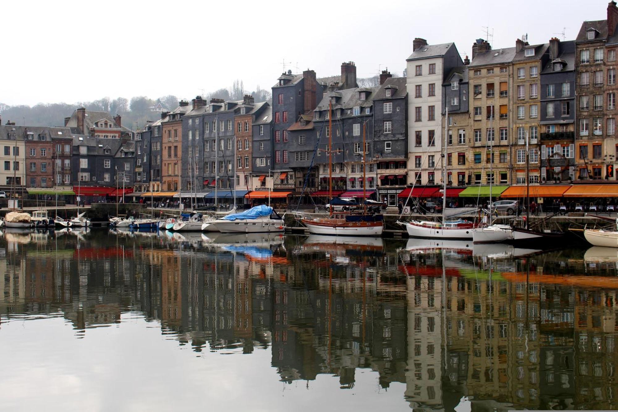 B&B Hotel Honfleur La Rivière-Saint-Sauveur Exteriör bild